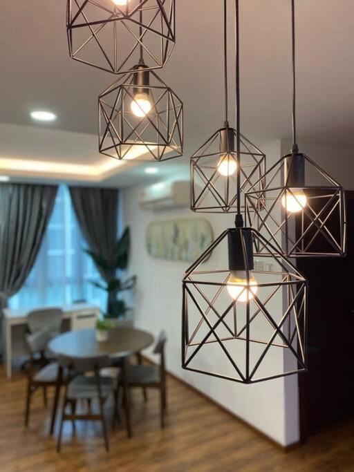 Vivacity Megamall Jazz 8pax 3br #joyoustayz1